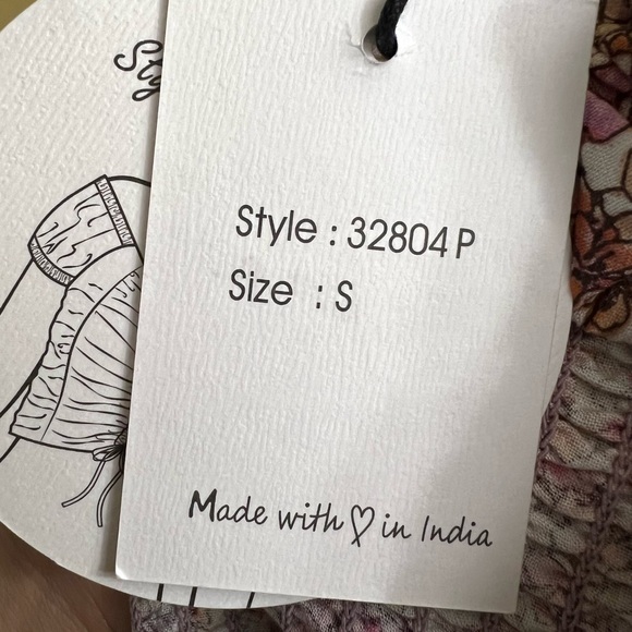 Floral smocked croptop - Picture 3 of 8